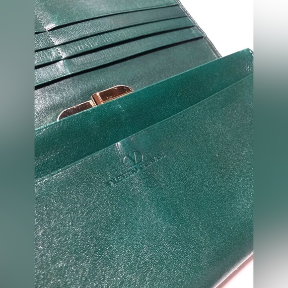 VALENTINO GARAVANI VINTAGE LARGE LOGO LEATHER LONG WALLET - Picture 16 of 16